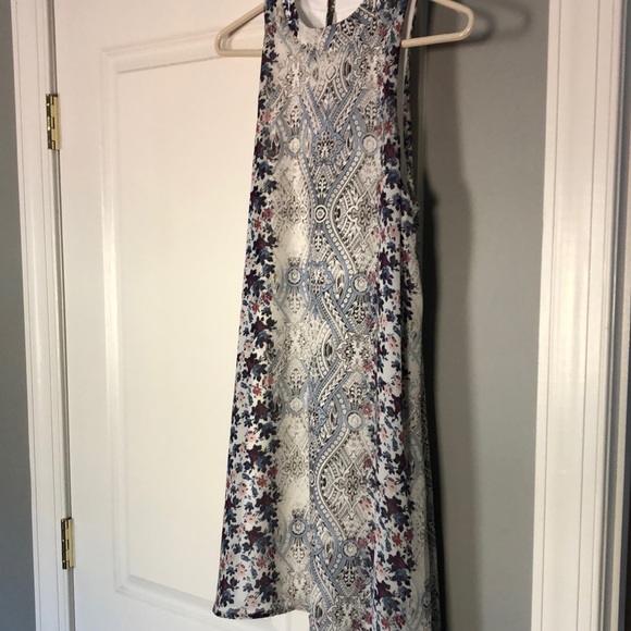 Speechless high neck flowy dress. - Picture 1 of 3